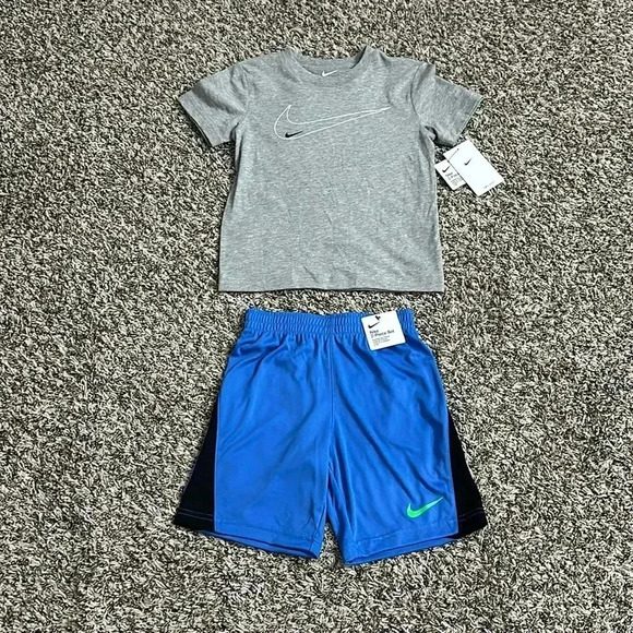 Nike Boys Matching Sets - Picture 1 of 7